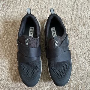 TIEM slipstream indoor cycling shoes size 8.5